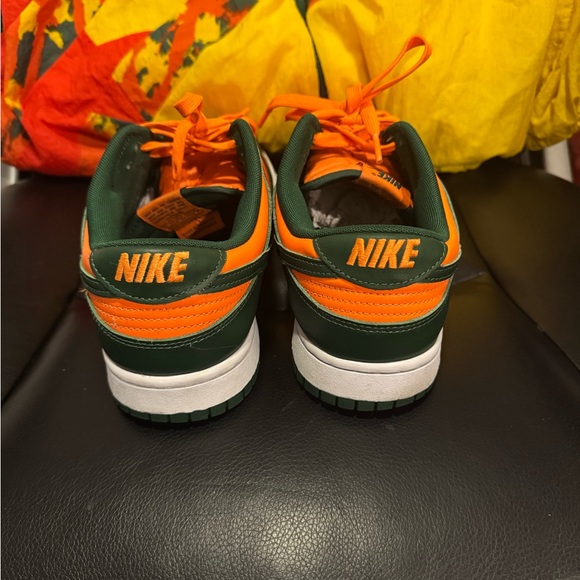 Miami Dunks - Picture 6 of 6